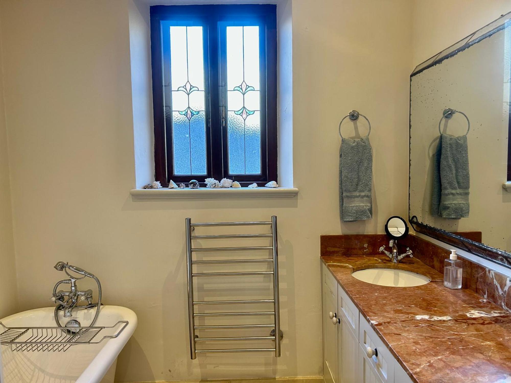 Whalehaven Apartment Калк Бей Екстериор снимка