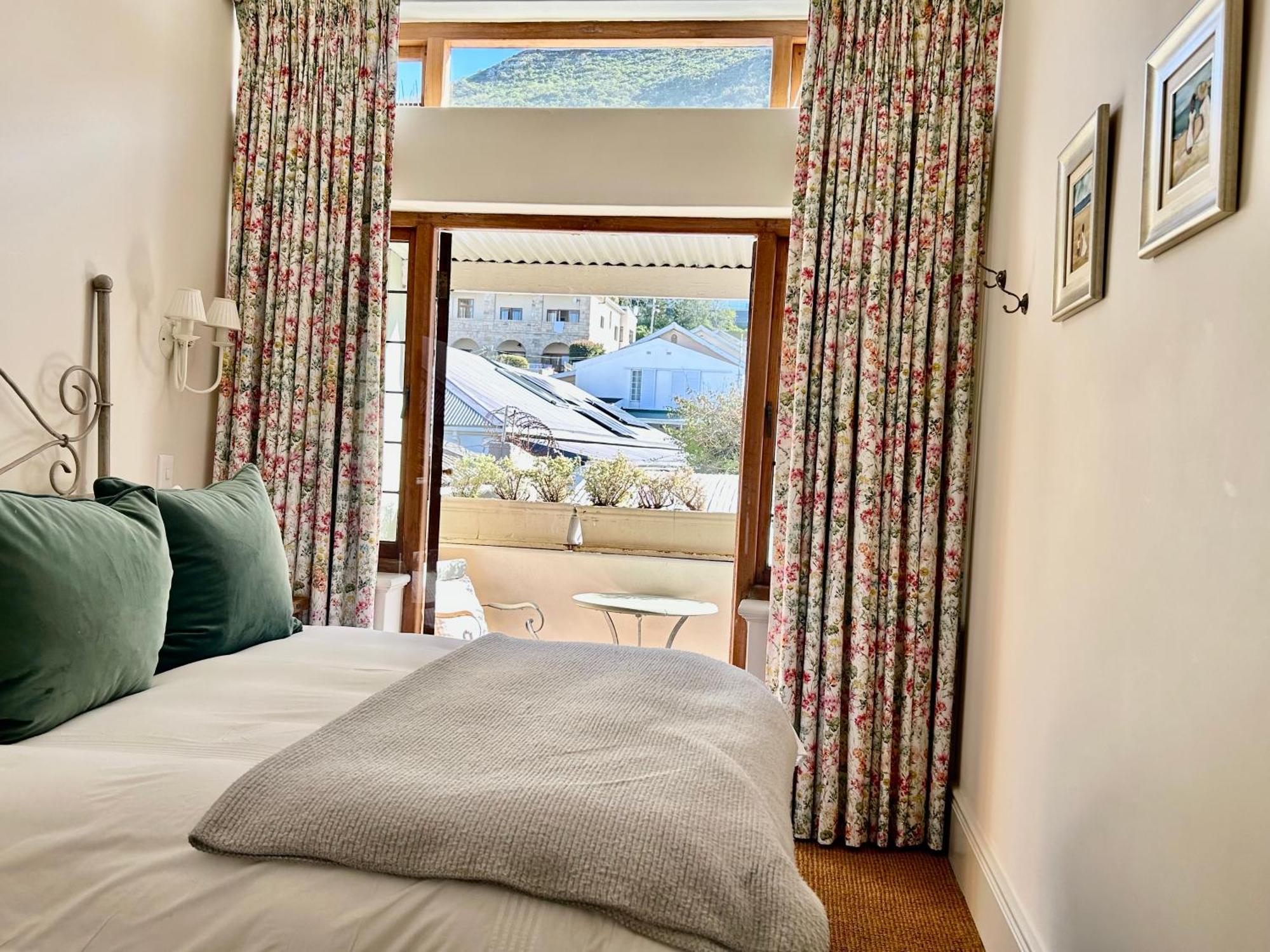 Whalehaven Apartment Калк Бей Екстериор снимка